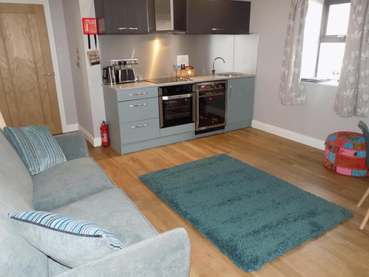 The Old Wool House Apartment *